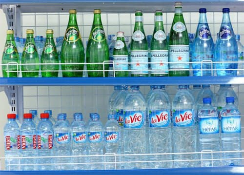 mua nước aquafina ở đâu